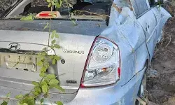 बाइक सवार तीन दोस्तों को कुचल नहर में घुसी कार- तीनों की मौत बाइक सवार तीन दोस्तों को कुचल नहर में घुसी कार- तीनों की मौत