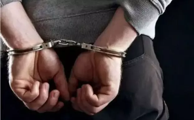 सब रजिस्ट्रार से 25 लाख रुपए की वसूली की कोशिश- दो गिरफ्तार सब रजिस्ट्रार से 25 लाख रुपए की वसूली की कोशिश- दो गिरफ्तार