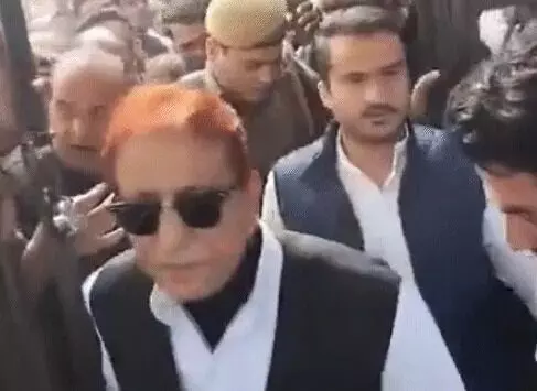 आजम खान और उनका बेटा फिर जाएंगे जेल- दोनों को 7 साल की सजा आजम खान और उनका बेटा फिर जाएंगे जेल- दोनों को 7 साल की सजा