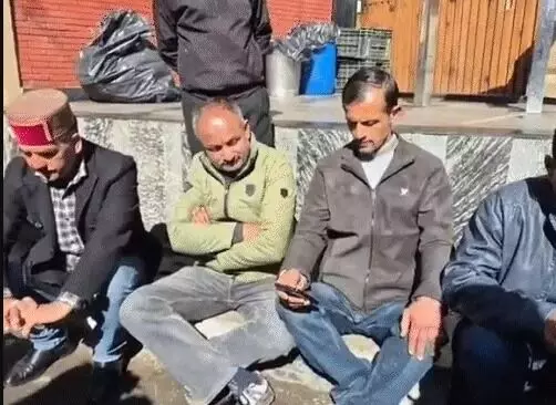 फिर तूल पकड़ रहा संजौली मस्जिद मामला- थाने के बाहर भूख हड़ताल