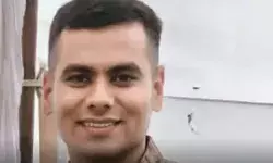 नक्सलियों के साथ मुठभेड़ में टीम को लीड कर रहे इंस्पेक्टर शहीद नक्सलियों के साथ मुठभेड़ में टीम को लीड कर रहे इंस्पेक्टर शहीद