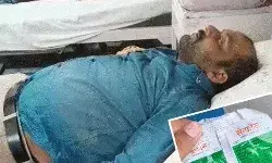 मंत्री आवास के पास मां बेटे ने खाया सल्फास- दोनों की हालत गंभीर मंत्री आवास के पास मां बेटे ने खाया सल्फास- दोनों की हालत गंभीर