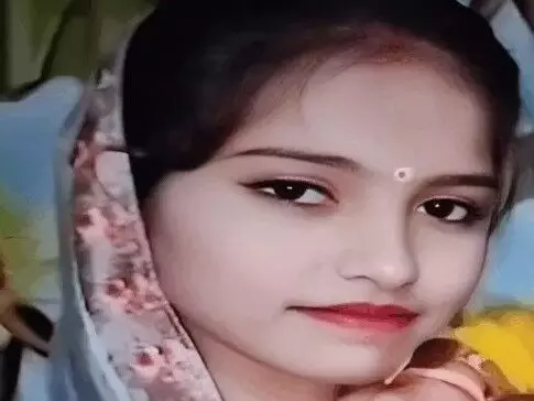 ऑनर किलिंग-5 गोलियां मारकर बहन का मर्डर- देवर घायल- पति घर पर..