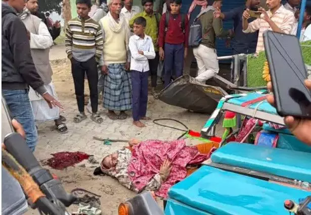 शादी से लौट रहे परिवार को बस में रौंदा- सास एवं दो बहुओं की मौत