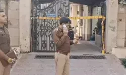 चौकीदार को चाकू मारकर निर्यातक के घर लूट- पाॅश कालोनी में.. चौकीदार को चाकू मारकर निर्यातक के घर लूट- पाॅश कालोनी में..