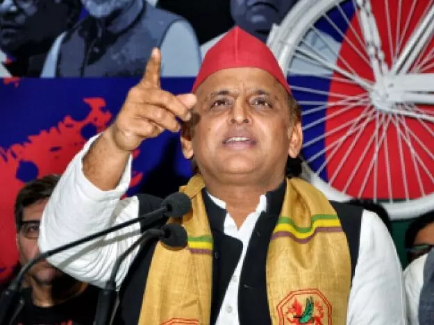 अखिलेश का BJP व EC पर हमला-चाहे जो कर लो ना UP जीतेंगे ना बंगाल