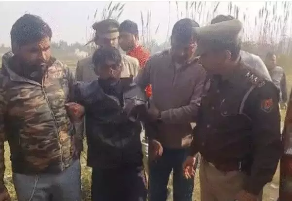 पुलिस चौकी के समीप लूट- मुठभेड़ में दो लुटेरे गिरफ्तार- पैर में लगी.. पुलिस चौकी के समीप लूट- मुठभेड़ में दो लुटेरे गिरफ्तार- पैर में लगी..