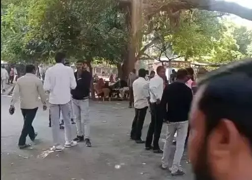 पुलिस को गच्चा देकर भागी किशोरी- अदालत में बयान को ले जाई..