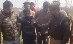 पुलिस चौकी के समीप लूट- मुठभेड़ में दो लुटेरे गिरफ्तार- पैर में लगी..