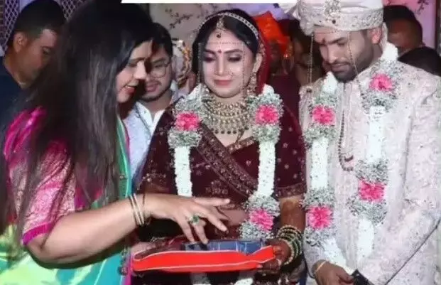 मंत्री का PA पत्नी की मौत मामले में गिरफ्तार- सुसाइड के लिए.. मंत्री का PA पत्नी की मौत मामले में गिरफ्तार- सुसाइड के लिए..