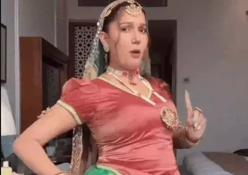 नए गाने पर हरियाणवी डांसर का डांस-हरियाणा में रौला पर सपना ने..