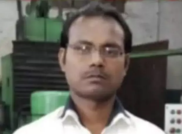 ई रिक्शा चार्जिंग के दौरान करंट लगने से चली गई युवक की जान