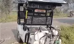 शादी से पहले दूल्हे की दर्दनाक मौत: ट्रैक्टर-ट्राली में घुसी रिक्शा शादी से पहले दूल्हे की दर्दनाक मौत: ट्रैक्टर-ट्राली में घुसी रिक्शा