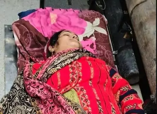 स्वास्थ्य विभाग की एएनएम ने गटक लिया जहरीला पदार्थ-मिला नोट स्वास्थ्य विभाग की एएनएम ने गटक लिया जहरीला पदार्थ-मिला नोट