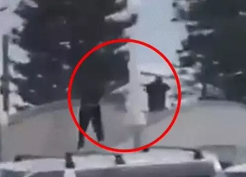 बाॅन्डी बीच पर चली दनादन गोलियां-शूटर समेत 10 की मौत- दो अरेस्ट बाॅन्डी बीच पर चली दनादन गोलियां-शूटर समेत 10 की मौत- दो अरेस्ट