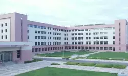 खुद को स्वतंत्रता सेनानी की पोती बताकर एडमिशन लेने वाली छात्रा पर FIR खुद को स्वतंत्रता सेनानी की पोती बताकर एडमिशन लेने वाली छात्रा पर FIR