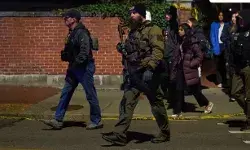 एग्जाम के दौरान यूनिवर्सिटी में घुसे हमलावर ने की अंधाधुंध फायरिंग एग्जाम के दौरान यूनिवर्सिटी में घुसे हमलावर ने की अंधाधुंध फायरिंग