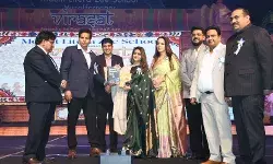 SSP ने स्कूल के वार्षिक समारोह में सपत्नीक बढ़ाया बच्चों का हौसला