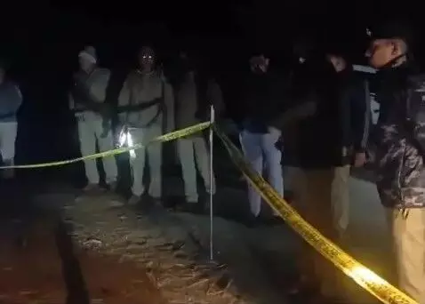 मुठभेड़ में 25000 का वांटेड बदमाश गिरफ्तार- मुकाबला करते लगी गोली मुठभेड़ में 25000 का वांटेड बदमाश गिरफ्तार- मुकाबला करते लगी गोली