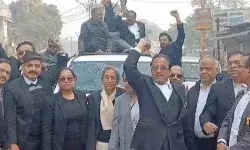 हाईकोर्ट बेंच के लिए बंद-सड़कों पर उतरे वकील- स्कूल कॉलेज भी नहीं खुले