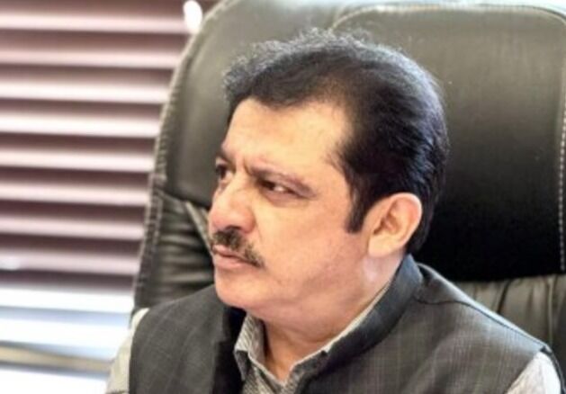 मंत्री जमीर के सेक्रेटरी के घर लोकायुक्त का छापा-मिला नोटों का जखीरा