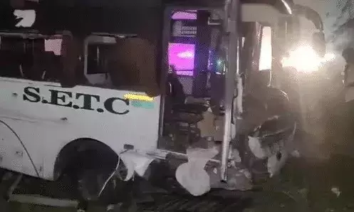 बेकाबू बस ने दो कारों को किया चकनाचूर- नो लोगों की मौत- चार घायल
