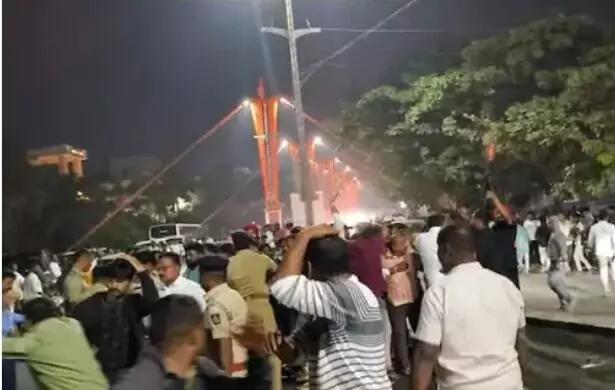 दो राजनीतिक दलों के विधायकों के समर्थकों में झड़प-एक की मौत दो राजनीतिक दलों के विधायकों के समर्थकों में झड़प-एक की मौत