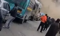 दरका पहाड़-मलबा गिरने से हाईवे हुआ जाम- आसपास रहने वाले..