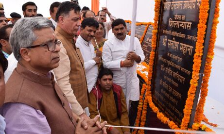 मंत्री सतीश महाना ने मुजफ्फरनगर में रखी पं. दीन दयाल उपाध्याय नगर की नींव