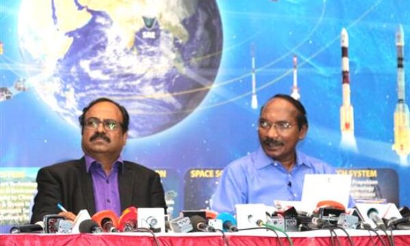 इसरो के चेयरमैन ने बेंगलुरू में मीडिया को संबोधित किया