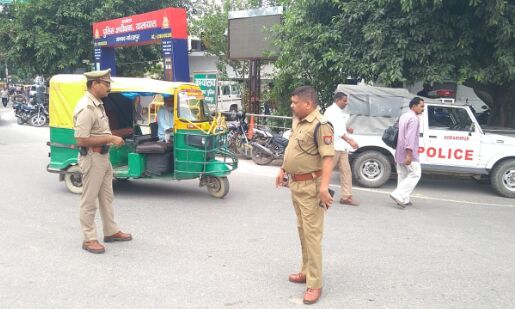 एसपी ट्रैफिक ने ऑटो से उतरवाये एंगल और बम्पर