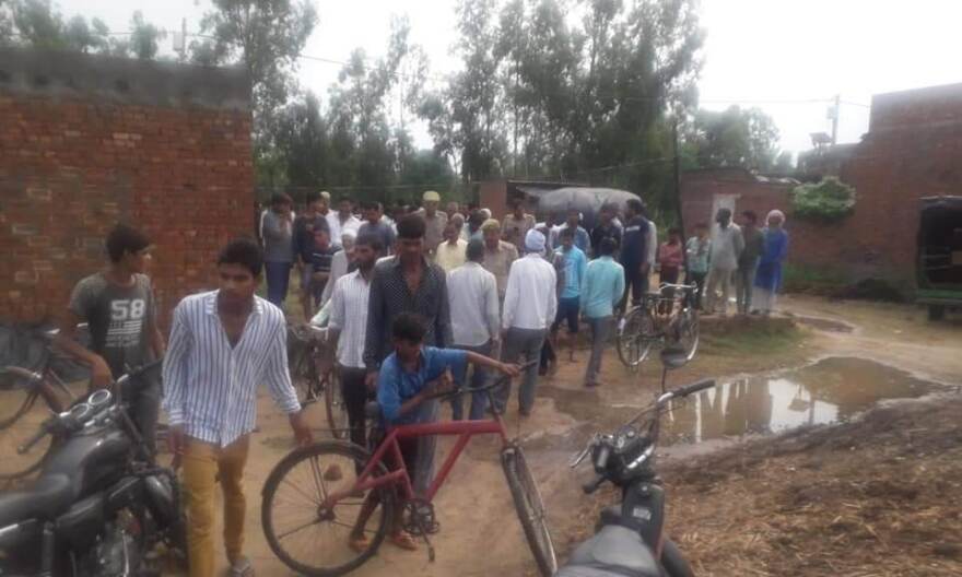 कच्चे मकान की छत गिरने से 3 की मौत 1 घायल