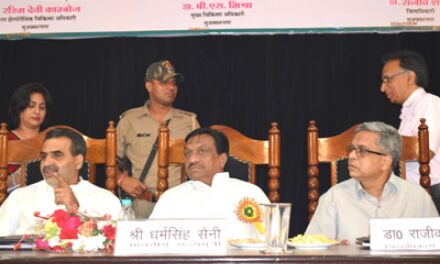 सूबे में बुखार का कहर, मुजफ्फरनगर रहा अछूता, डीएम राजीव शर्मा का होम्योपैथी ज्वर रोधी दवा पिलाओ अभियान का असर