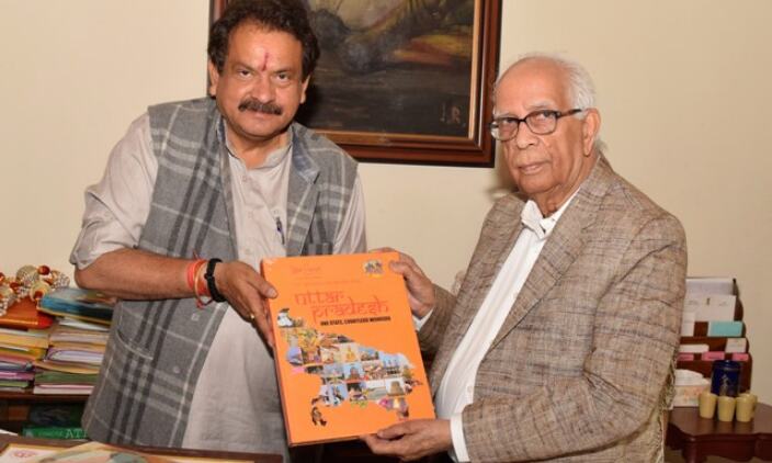 पशुधन मंत्री प्रो0 एस0पी0 सिंह बघेल ने पश्चिम बंगाल के राज्यपाल को कुम्भ मेला-2019 के लिए किया आमंत्रित