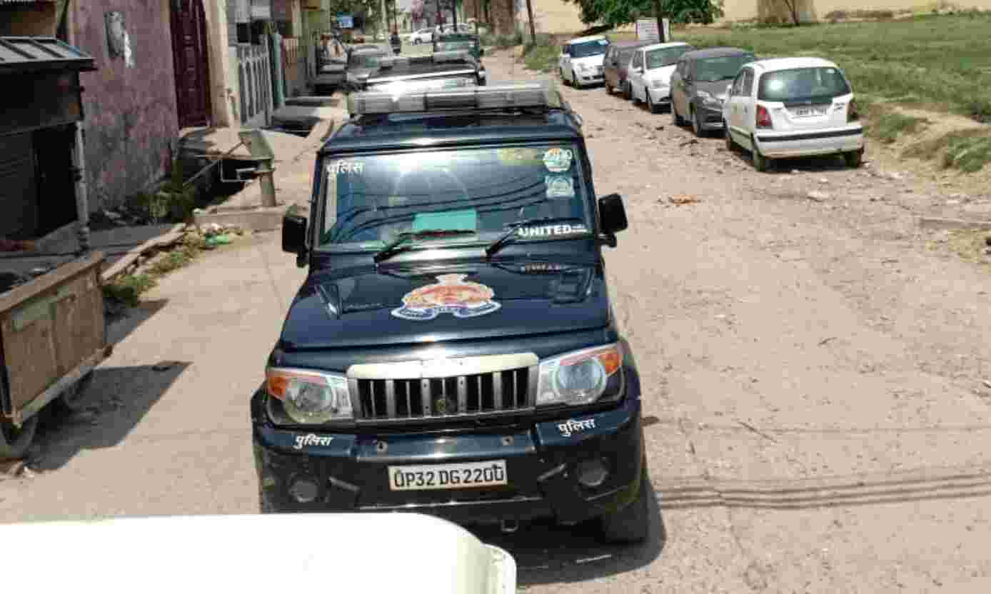 कोतवाली पुलिस ने किया फ्लैग मार्च, पब्लिक को चेतावनी