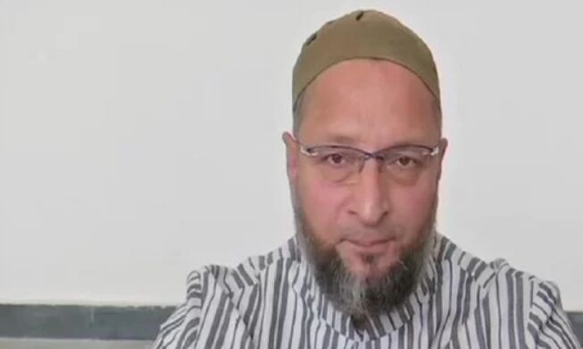 कांग्रेस पर बरसे ओवैसी, कहा-कांग्रेस देती है धोखा, न करें समर्थन