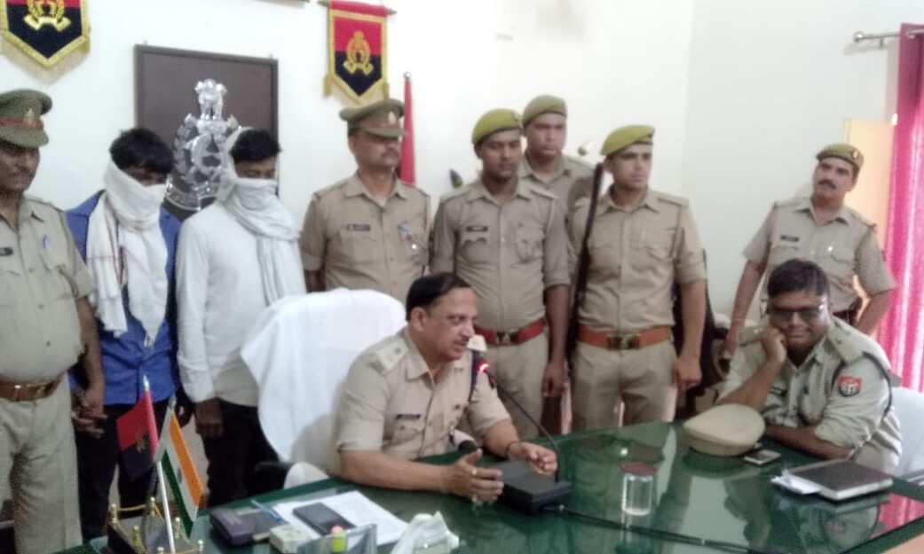 फुगाना पुलिस ने किया अवैध तंमचा फैक्ट्री का भंडाफोड़, दो गिरफ्तार
