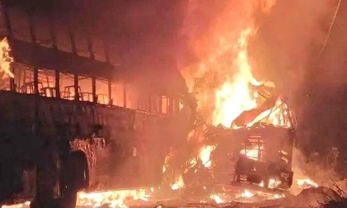 कन्नौज में सड़क दुर्घटना बीस से ज्यादा यात्रियों की मौत पीएम और सीएम ने किया शोक प्रकट