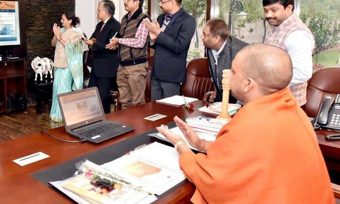 मुख्यमंत्री ने आॅनलाइन रजिस्ट्री की व्यवस्था का शुभारम्भ किया