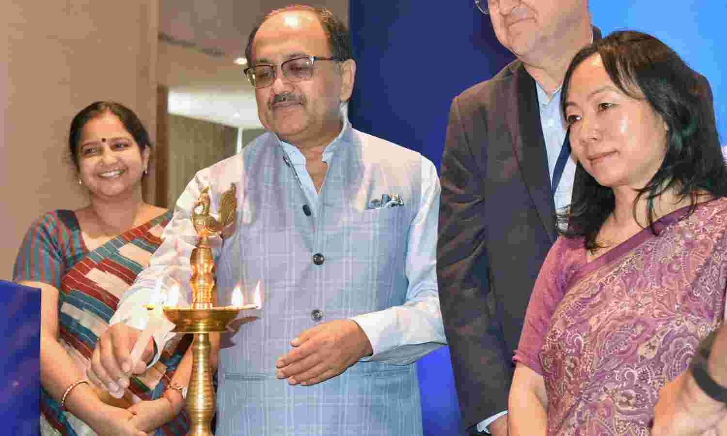 टेलीमेडिसिन, टेलीरेडिओलॉजी सेवा से मरीजों को काफी राहत  : सिद्धार्थ नाथ सिंह