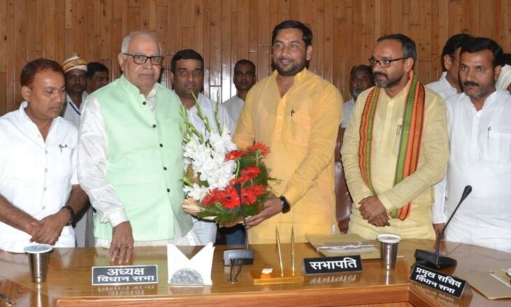 लोकतांत्रिक व्यवस्था में सदन की समितियों की महत्वपूर्ण भूमिका-           हृदय नारायण दीक्षित