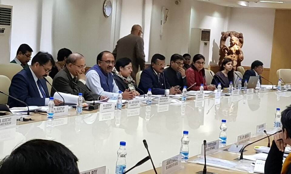 नीति आयोग उपाध्यक्ष के साथ उ.प्र. के स्वास्थ्य एवं चिकित्सा मंत्री की अहम  बैठक सम्पन्न