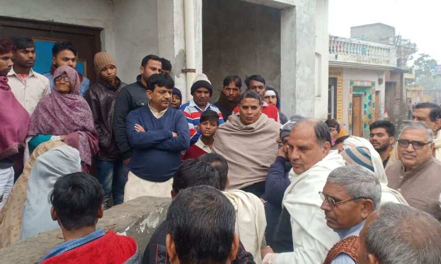 मंत्री कपिल देव बोले-पीएम मोदी, सीएम योगी पर रखें विश्वास, किसी का नहीं होगा अहित
