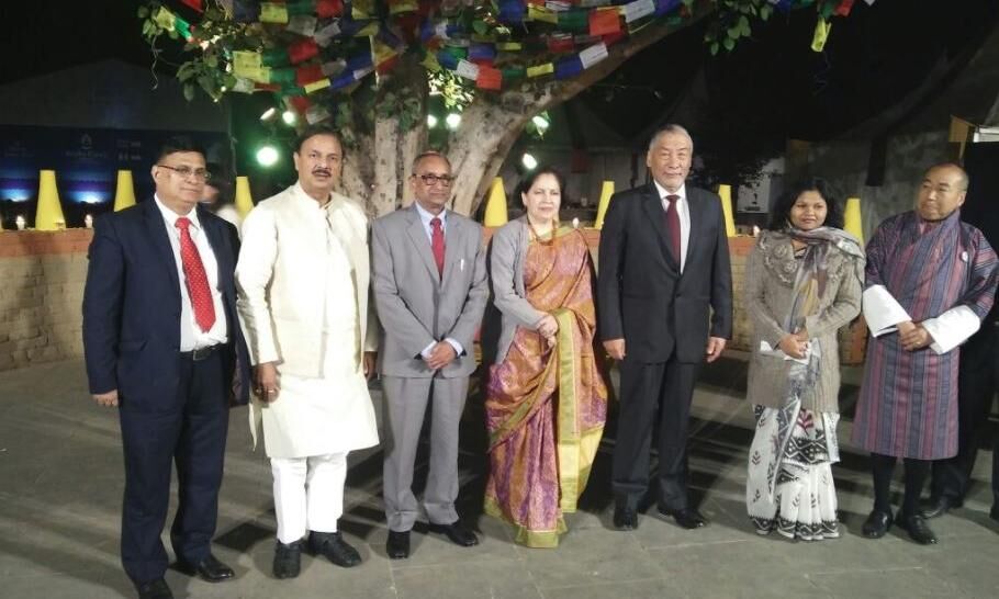 शांति, समग्रता और प्रेम व स्‍नेह के नैतिक मूल्‍य हमारे समाज में विद्यमान है : महेश शर्मा
