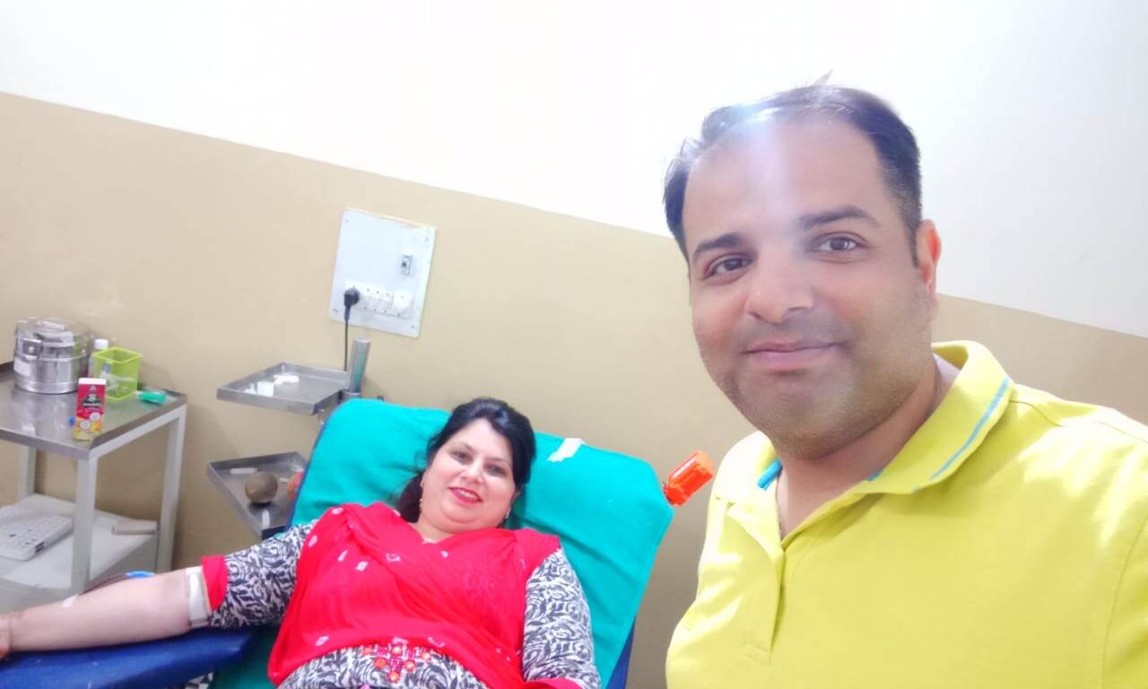 पिता की बीमारी में जानी रक्त की अहमियत तो अमित बन गया ब्लड डोनेटर