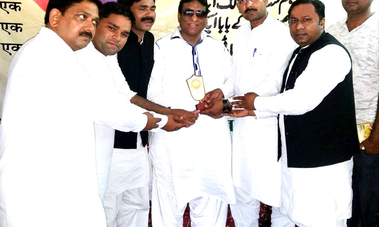 मुज़फ्फरनगर के युवाओं का दिल्ली में सम्मान