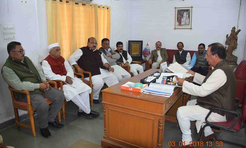 कांग्रेस में एकता का अभाव