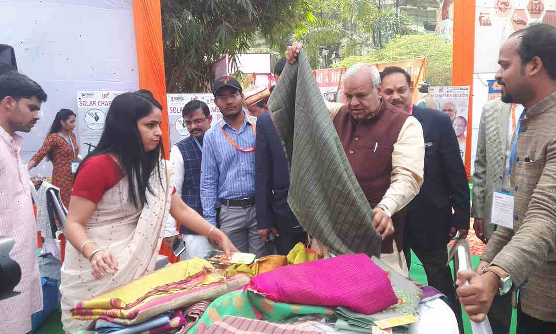 इन्वेस्टर्स समिट के खादी क्षेत्र में निवेश के लिए 30 हजार करोड़ के एम0ओ0यू0 हस्ताक्षरित : सत्यदेव पचौरी