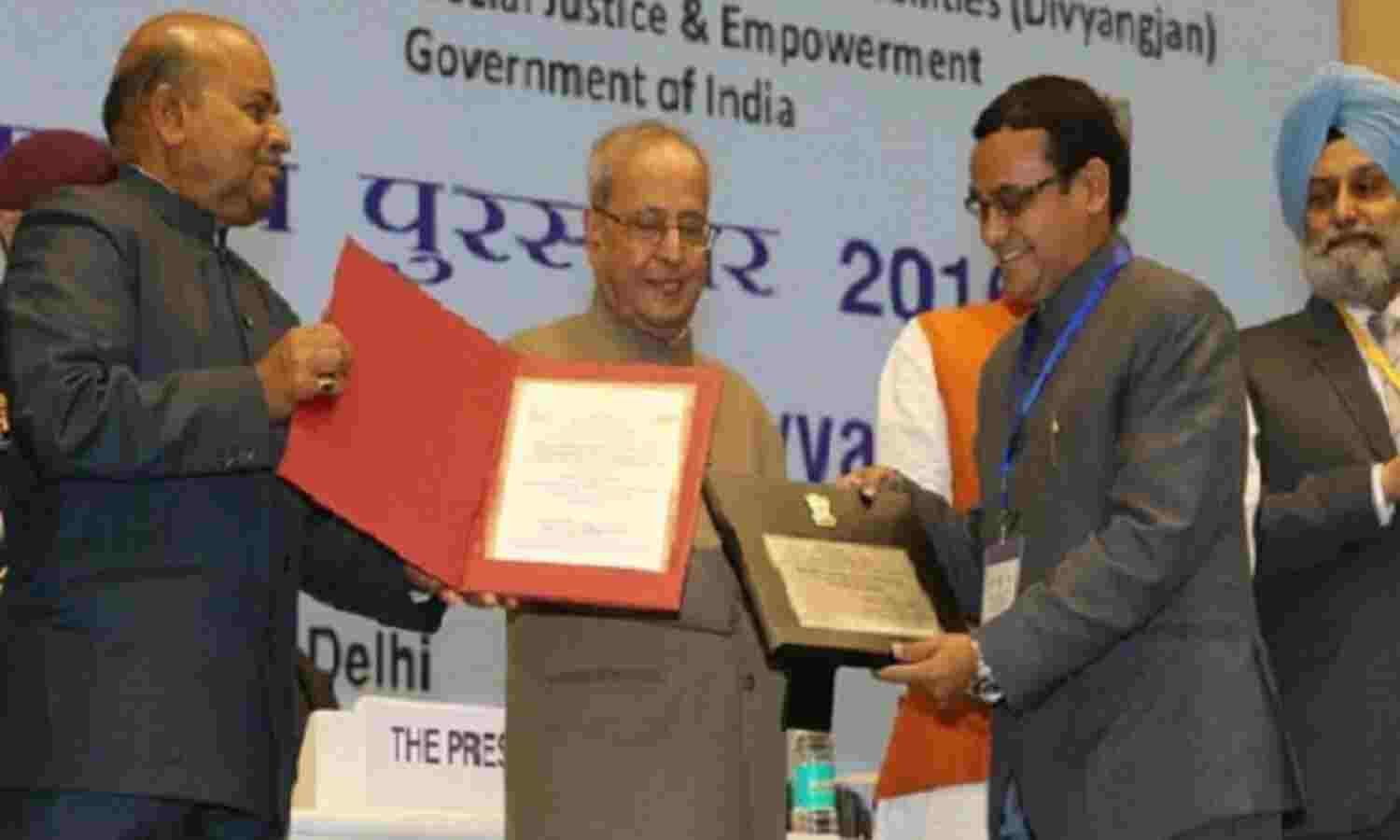 आईपीएस अपर्णा से कम दिलचस्प नहीं उनके पति वाइल्ड लाइफ लवर आईएएस संजय कुमार