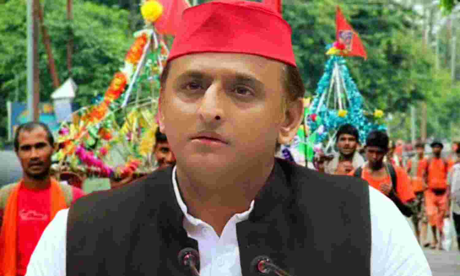 दिखावे के लिए भाजपा सरकार ने कांवरियों की सेवा का खूब प्रचार किया : अखिलेश यादव